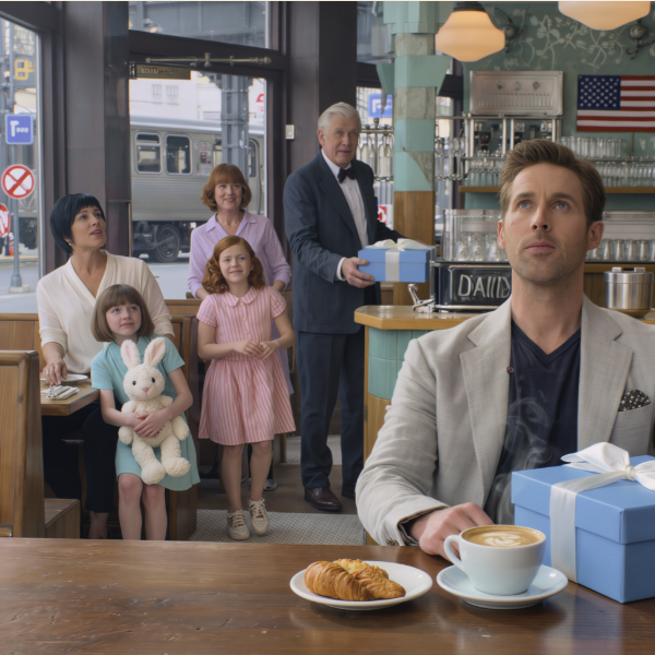 I was at a café with my new wife and my stepdaughter. While they stepped away to the restroom, a man walked up, set a small blue box on our table, and said, “You’ll need this tonight.” Before I could ask a single question, he was gone. I slipped the box into my bag and went home. When I finally opened it…