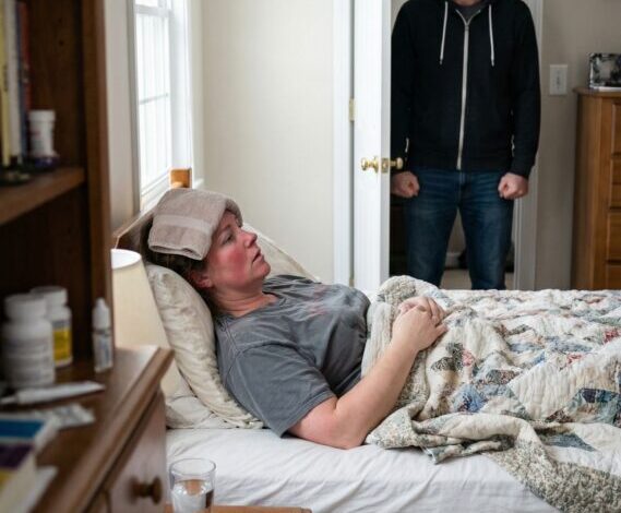 When my husband slapped me for not cooking because I had a 40°C fever, I signed the divorce papers. My mother-in-law yelled, “Who do you think you’re scaring? If you leave this house, you’ll end up begging on the streets!” but I responded with a single sentence that left her speechless…